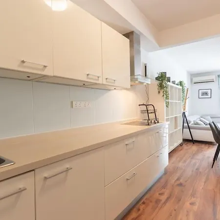 Charming 2-bed In Swieqi-hosted By Sweetstay Is-Swieqi