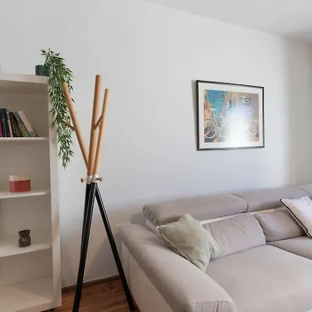 Apartment Charming 2-bed In Swieqi-hosted By Sweetstay Is-Swieqi